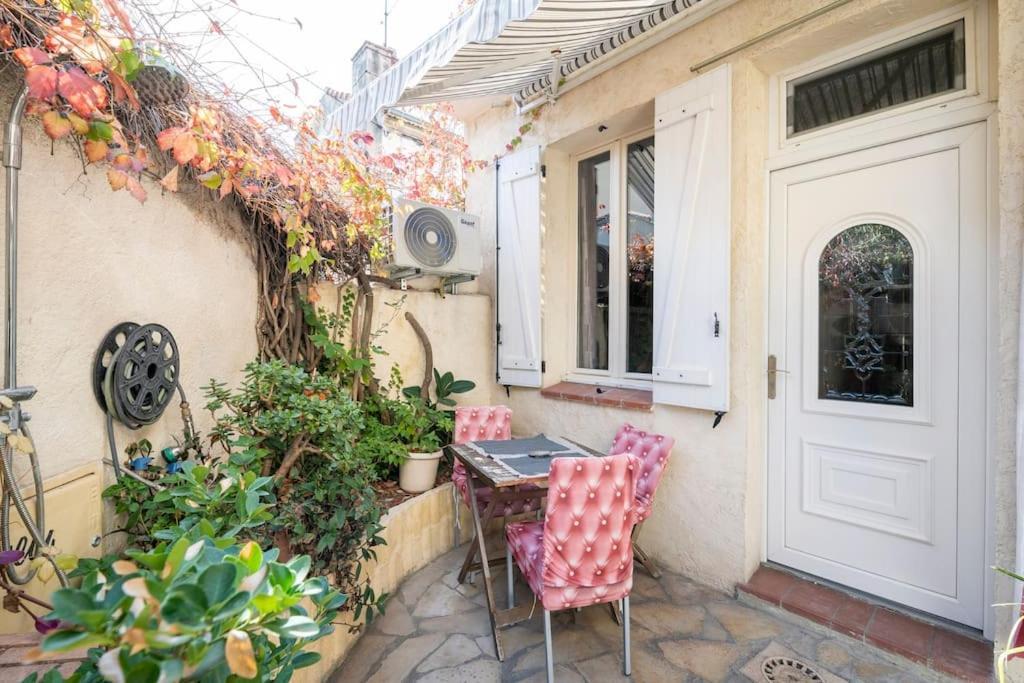 Studio Ideal Pour Deux Voyageurs Sur Marseille Eksteriør billede