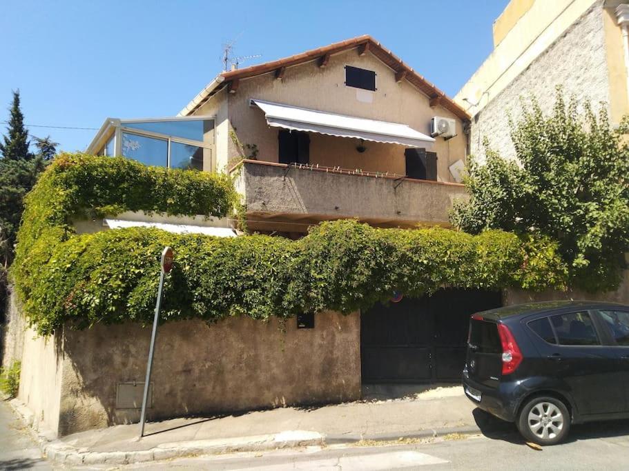 Studio Ideal Pour Deux Voyageurs Sur Marseille Eksteriør billede